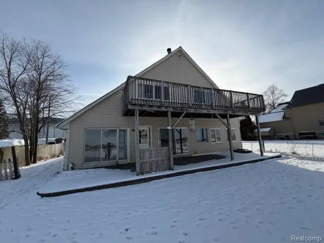 4390 Cass Elizabeth Road, Waterford, MI 48328 - Image #2