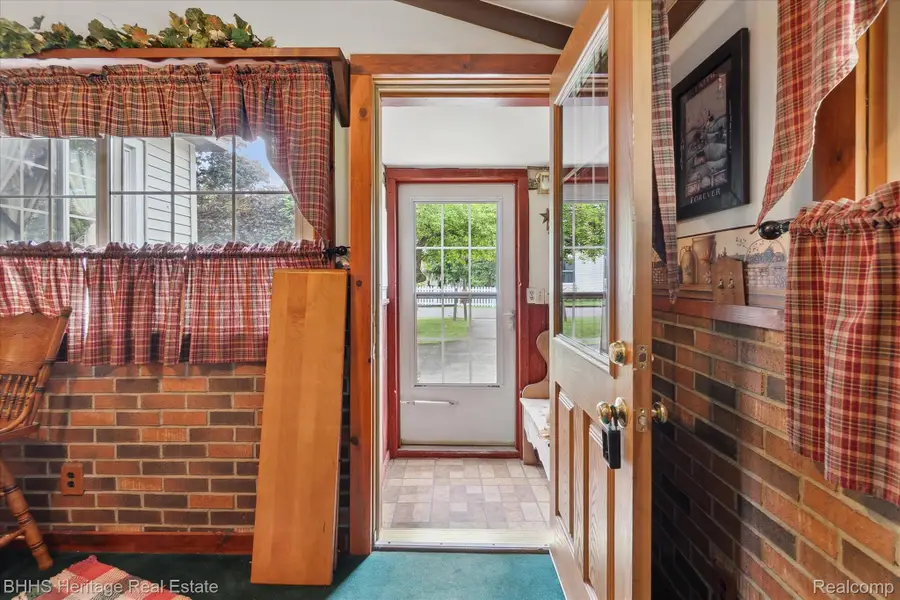 301 N Church Street, Byron, MI 48418 - Image #3