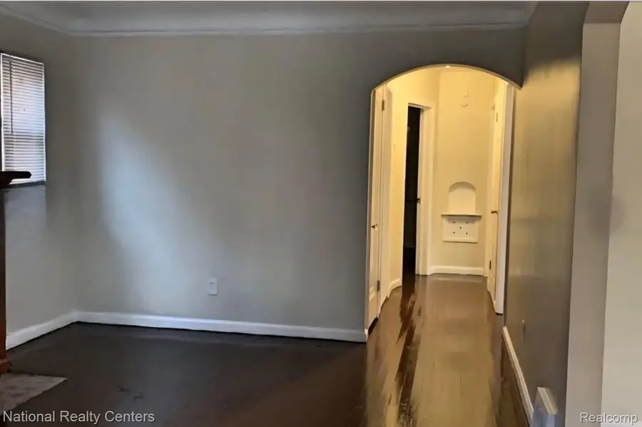 8227 Coyle Street, Detroit, MI 48228 - Image #2