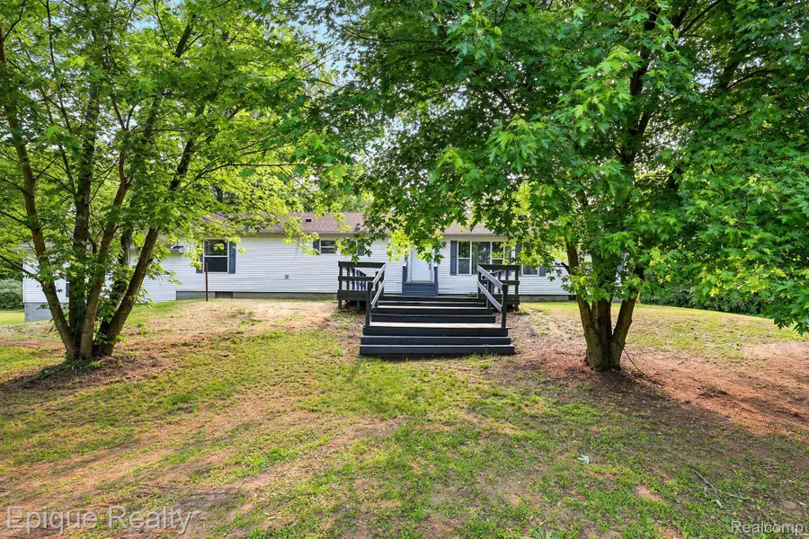 10900 Tuttlehill Road, Milan, MI 48160 - Image #3