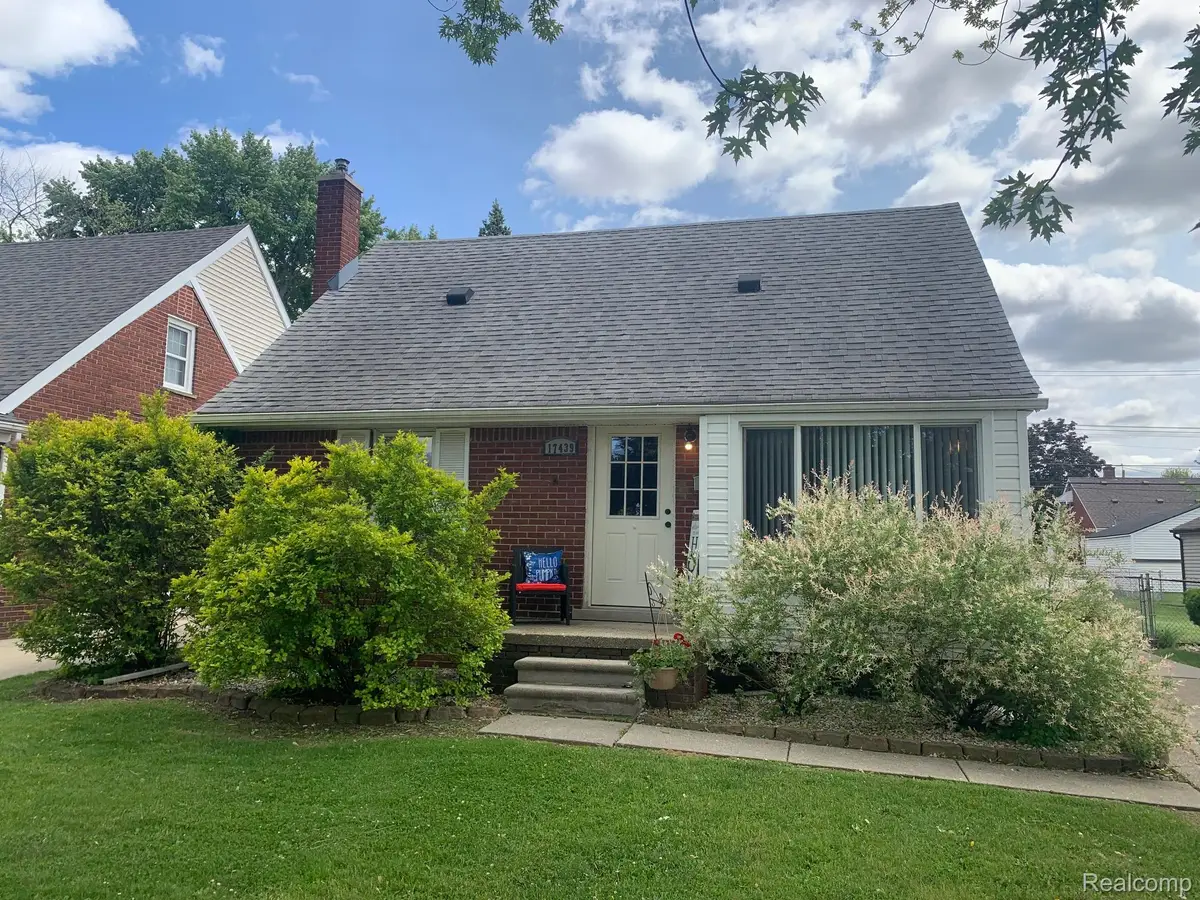 17439 Brody Avenue, Allen Park, MI 48101 - Image #1