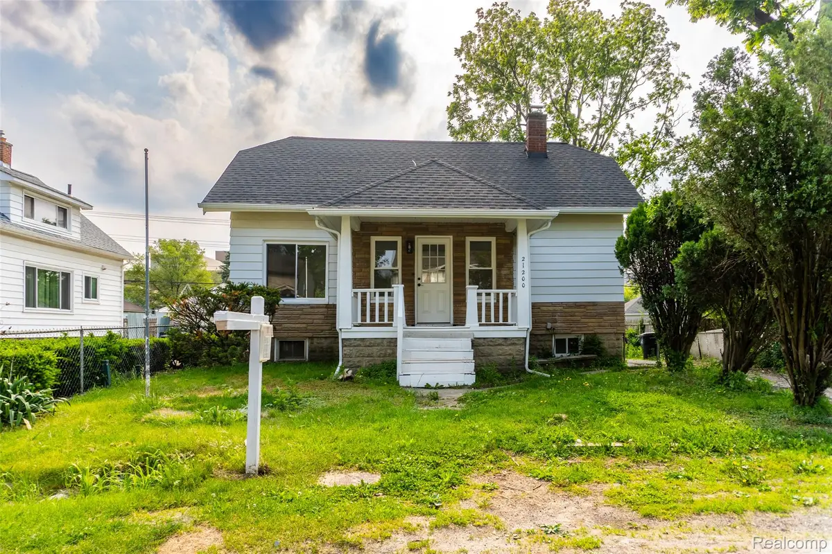 21200 Collingham Avenue, Farmington Hills, MI 48336 - #1