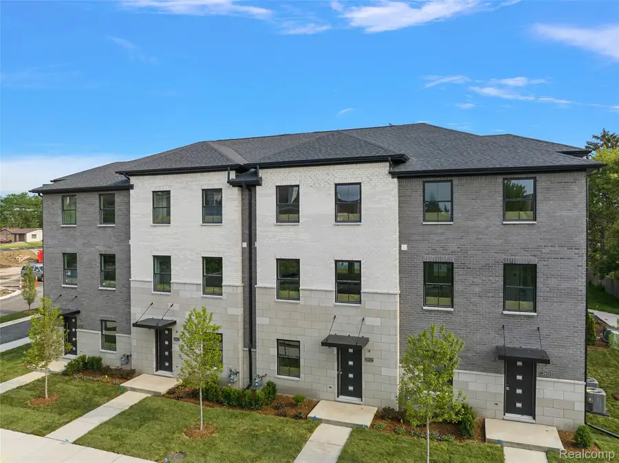 2813 Summers Place, Troy, MI 48084 - #2