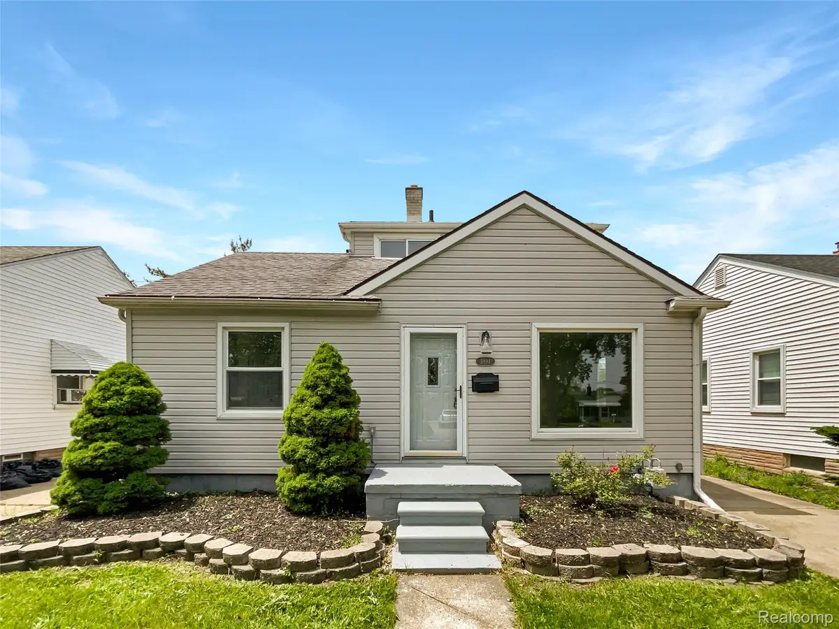 3894 17th Street, Wyandotte, MI 48192 - Image #1