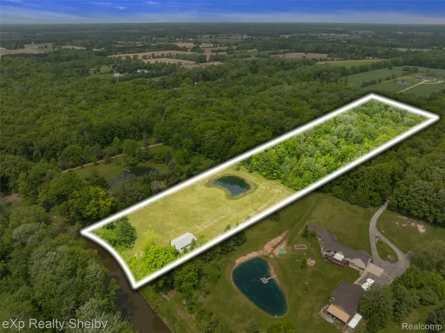 14721 Terry Road, Berlin Township, MI 48002 - Image #2