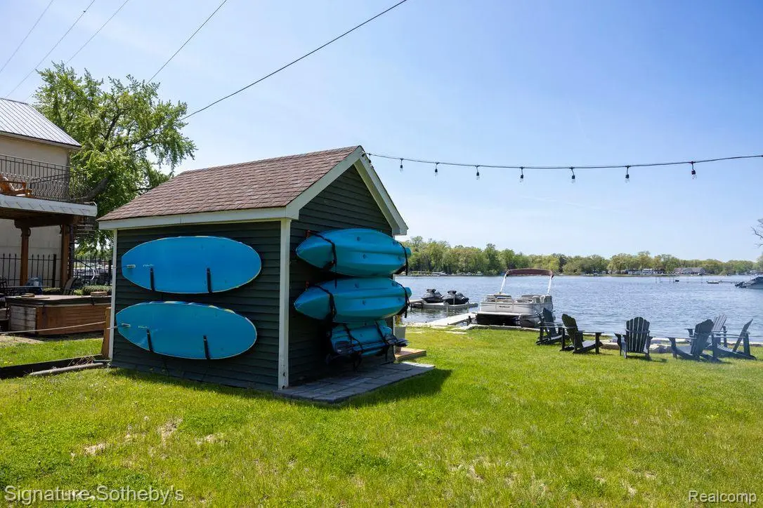 1716 S Hughes Road, Brighton, MI 48114 - Image #1