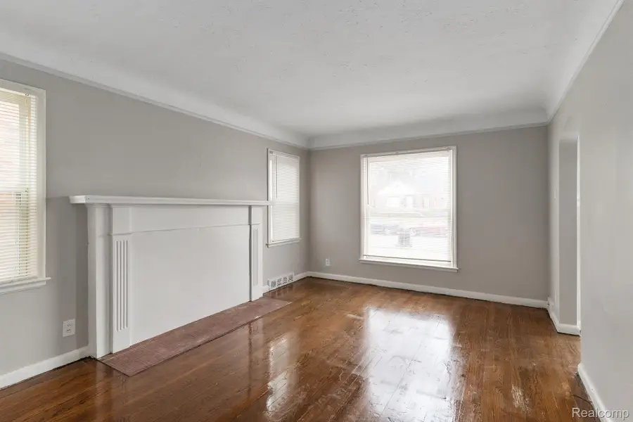 10642 Mckinney Street, Detroit, MI 48224 - Image #2