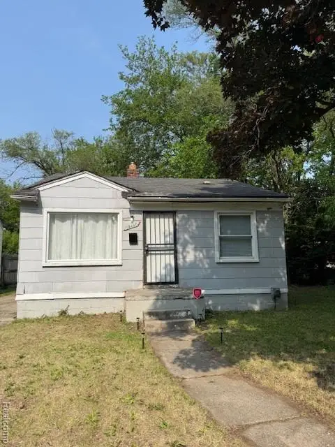 19495 Lindsay Street, Detroit, MI 48235 - Image #1