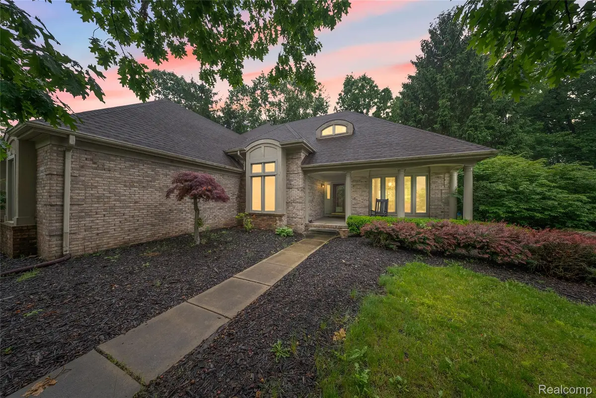 8487 Sherwood Drive, Grosse Ile, MI 48138 - #1