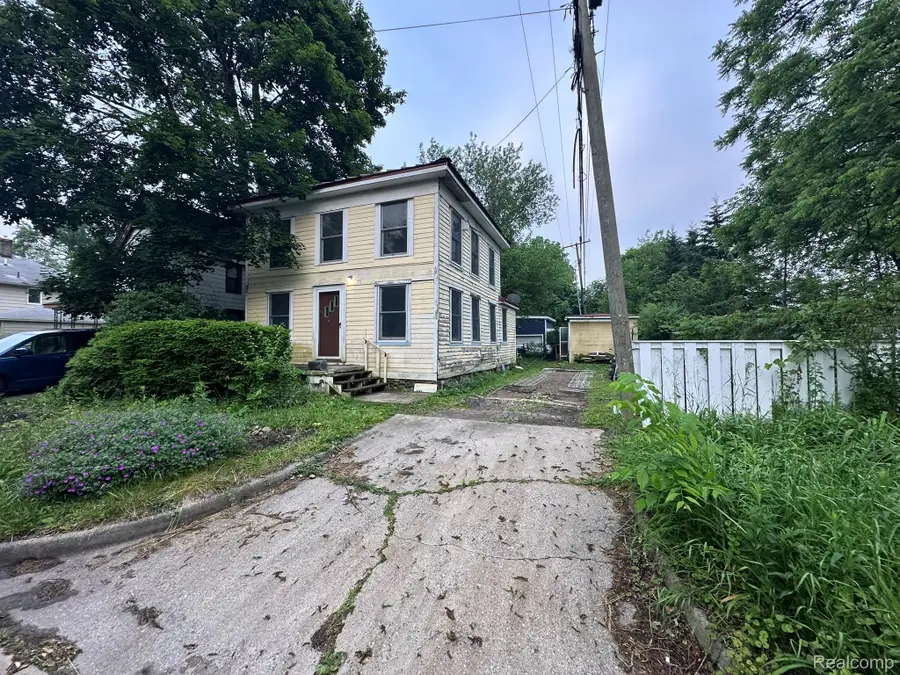 12 Oak Street, Ypsilanti, MI 48198 - Image #2