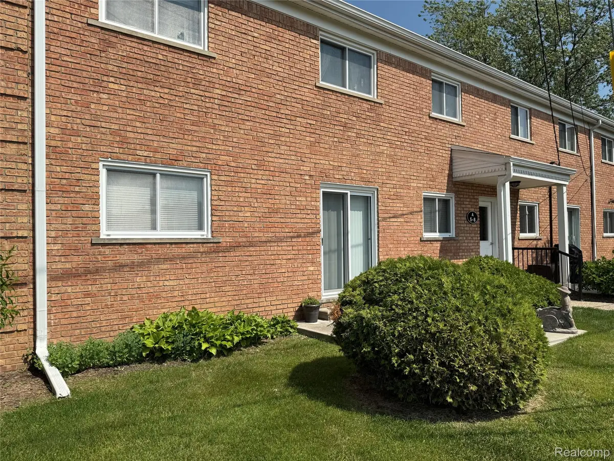 801 W Long Lake Road, Bloomfield, MI 48302 - Image #1