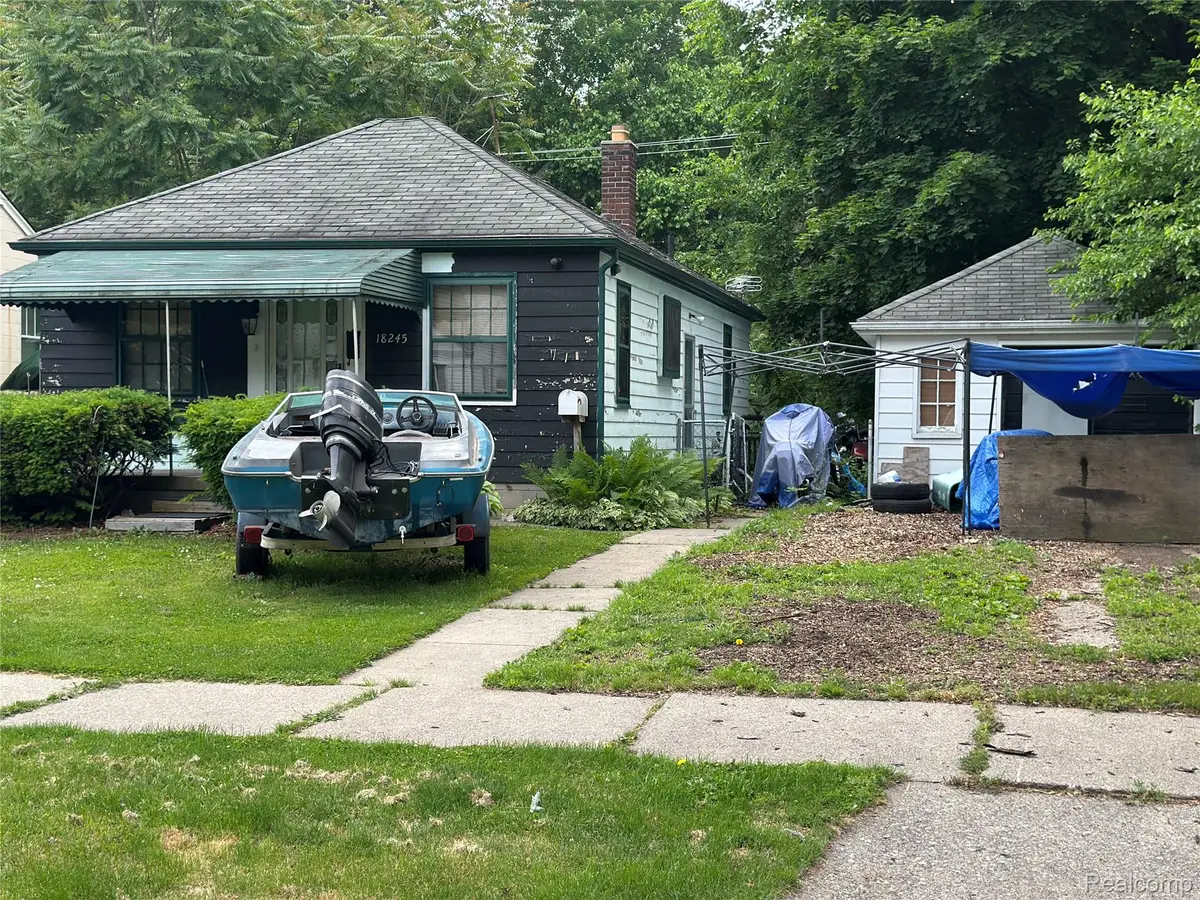 18245 Lenore, Detroit, MI 48219 - Image #1