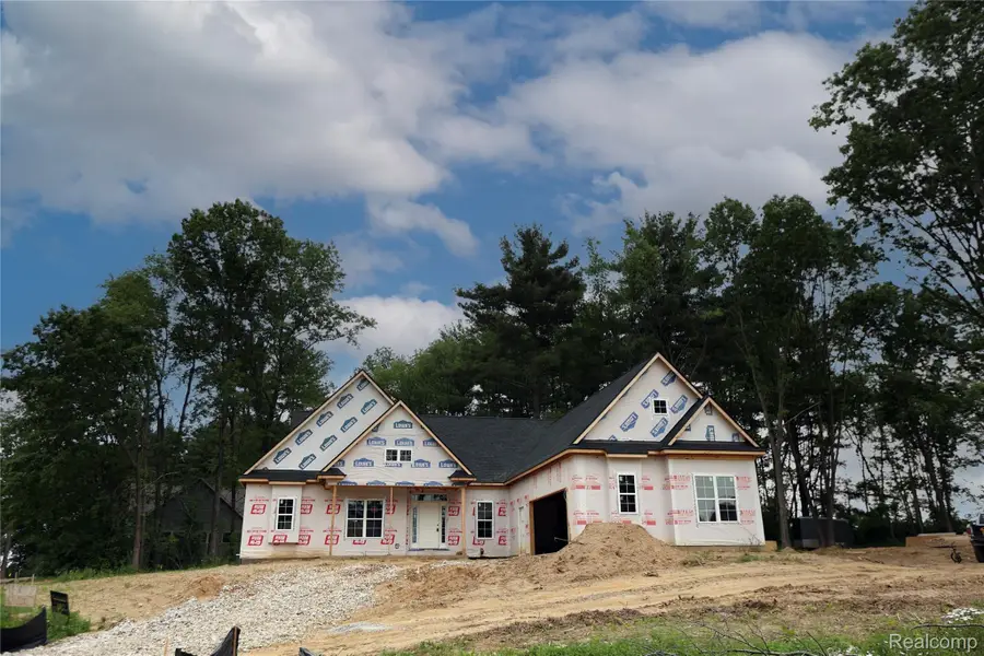 9691 Chalfonte Drive, Brighton, MI 48116 - Image #2