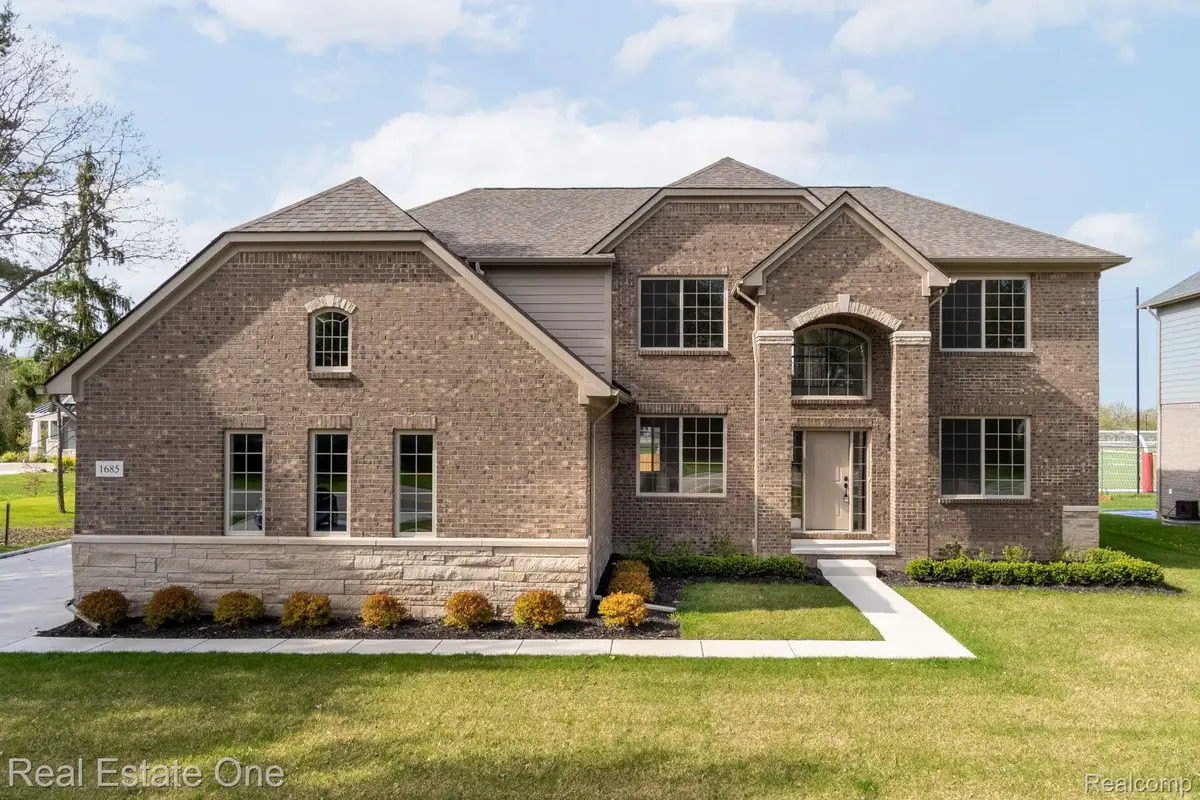 3122 Frankton Drive, Troy, MI 48083 - Image #1