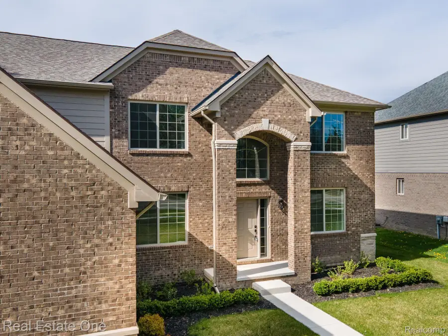 3122 Frankton Drive, Troy, MI 48083 - Image #3