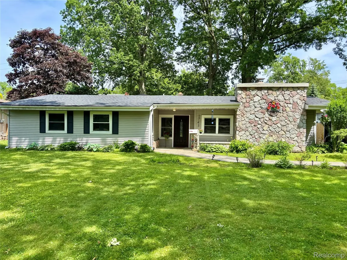 1745 Wisconsin AVE, Marysville, MI 48040 - #1