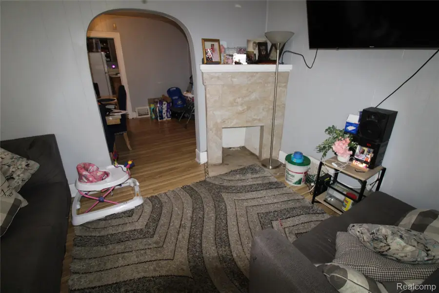 123 Adelaide Street, Pontiac, MI 48342 - Image #3