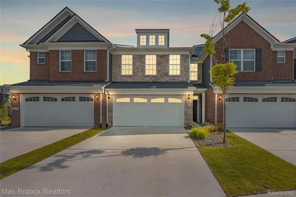 43629 Prospect #102, Novi, MI 48375