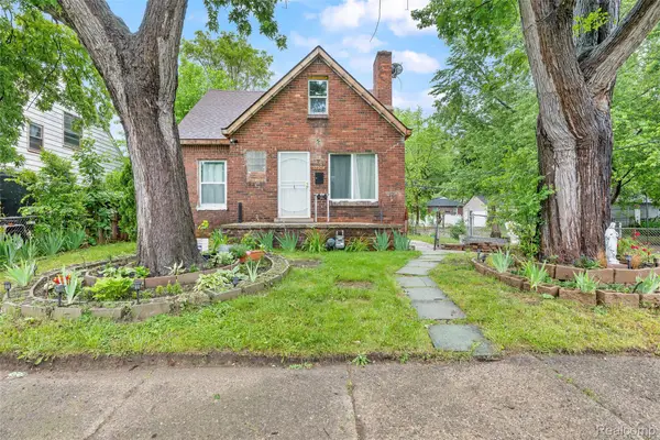 17304 Barlow Street, Detroit, MI 48205