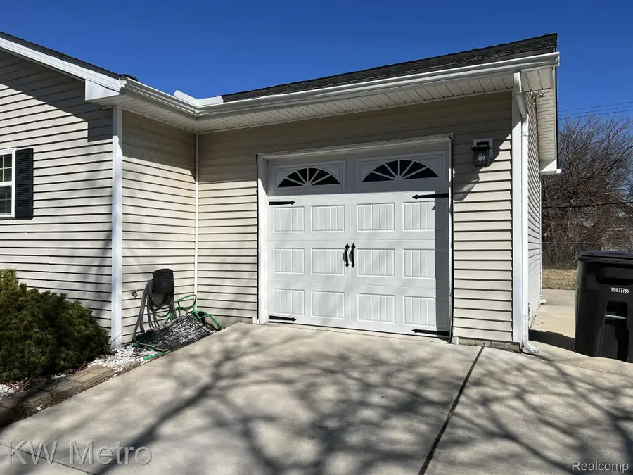 4726 Maryland Street, Detroit, MI 48224 - #3