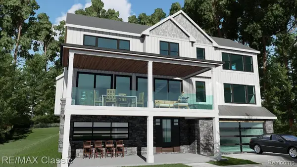 828 N Main St, Milford, MI 48381