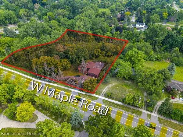 4665 W Maple Road, BloomfieldHills, MI 48301