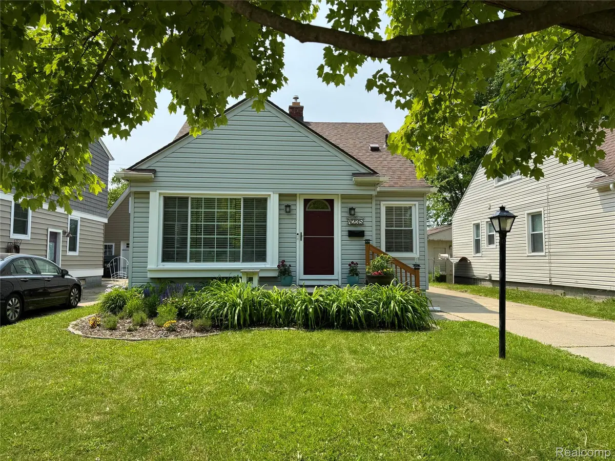 4235 Bacon Avenue, Berkley, MI 48072 - #1