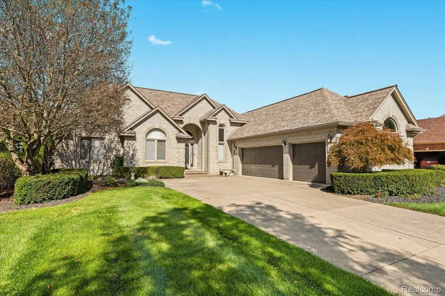 57563 Stonebriar Drive, Washington, MI 48094 - Image #2