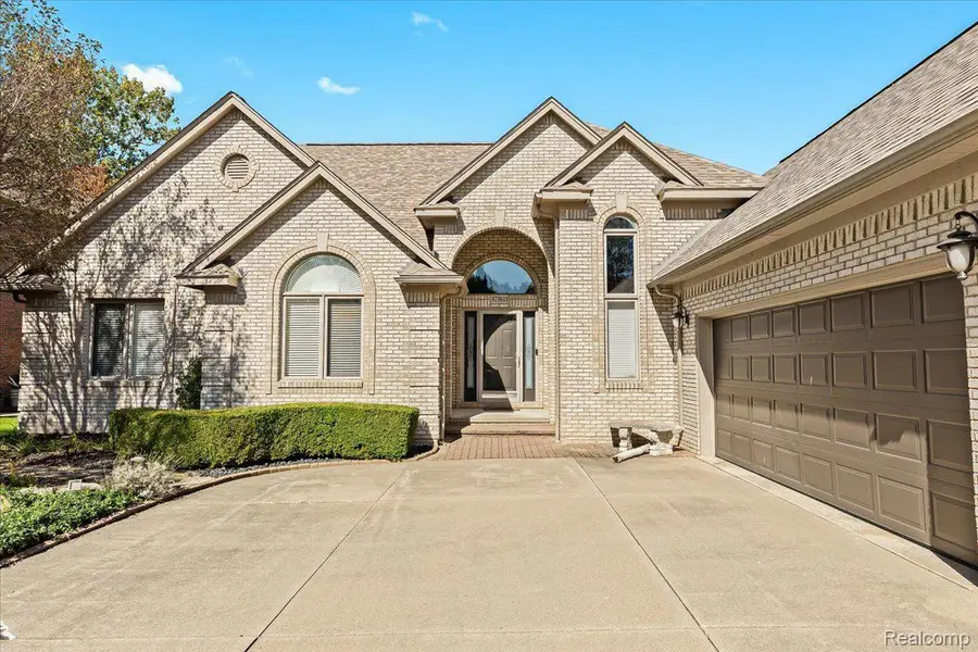 57563 Stonebriar Drive, Washington, MI 48094 - Image #3