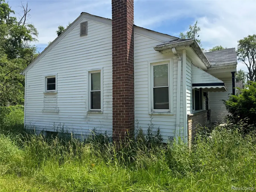 17370 Stout Street, Detroit, MI 48219 - Image #2