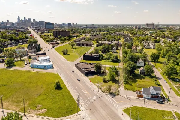 4337 Grand River Avenue, Detroit, MI 48208