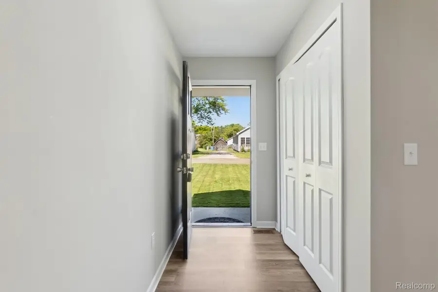 1673 Edwin Drive, Brighton, MI 48114 - Image #2