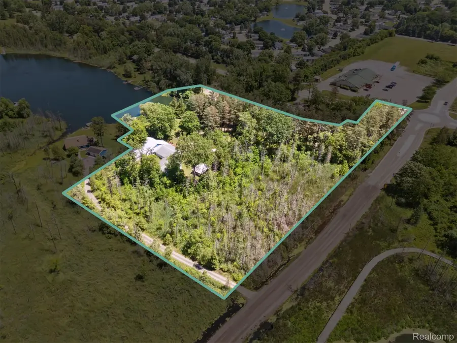 3990 S Sashabaw Road, Clarkston, MI 48348 - Image #3