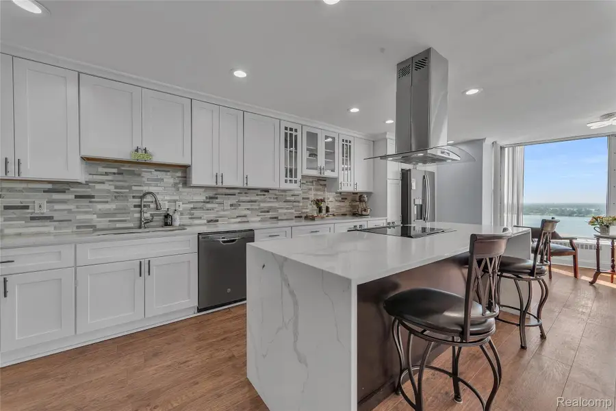 8200 E Jefferson Ave #1610, Detroit, MI 48214 - Image #3