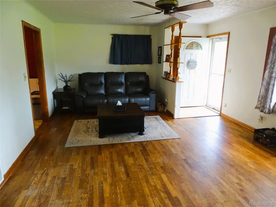 4694 King Road, Saginaw, MI 48601 - Image #3