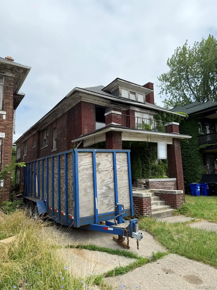 2052 Clairmount Street, Detroit, MI 48206 - Image #3