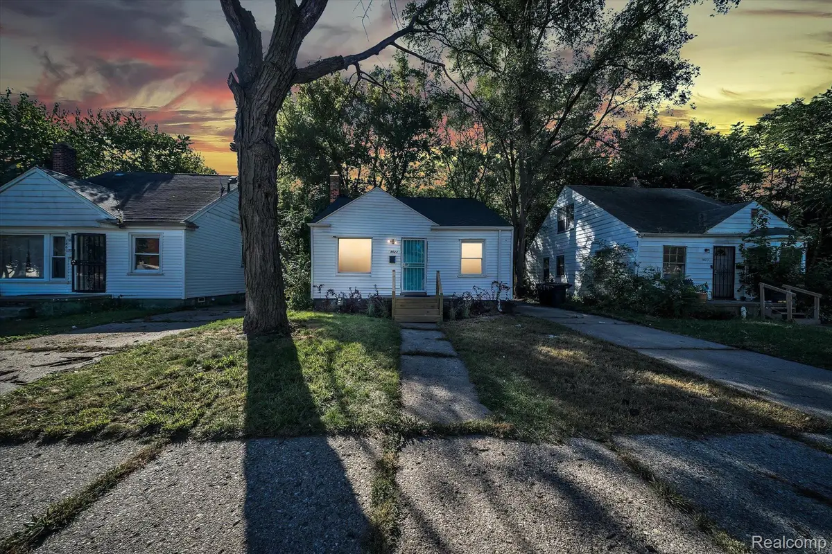 18623 Pembroke Avenue, Detroit, MI 48219 - Image #1