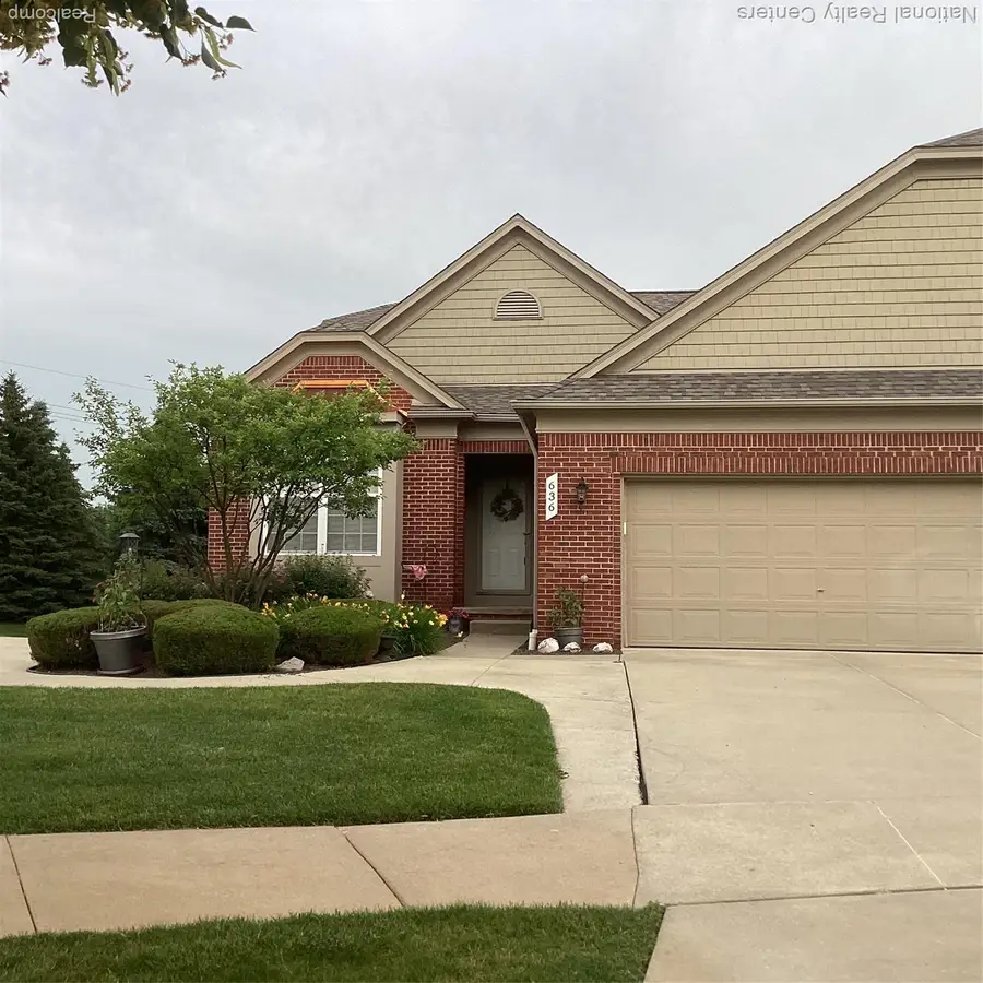 636 Zion Court S, Howell, MI 48843 - Image #2