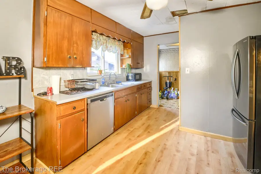 4455 Burgundy Drive, Flint, MI 48506 - Image #3