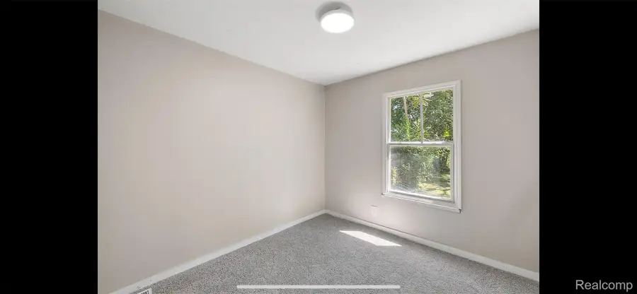 19704 Saint Aubin Street, Detroit, MI 48234 - Image #3