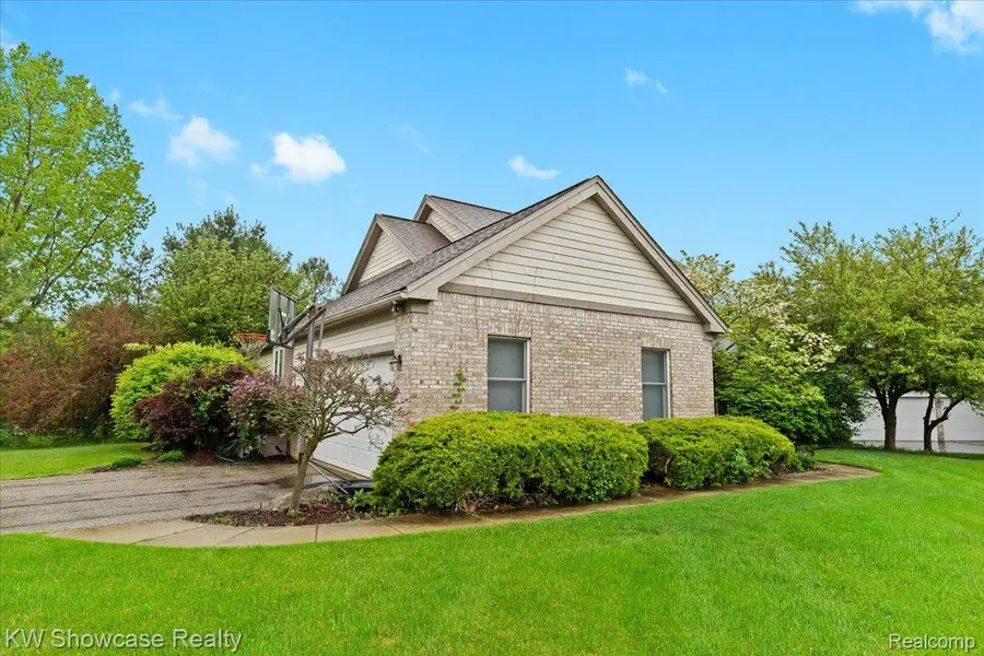 4870 Lytham Lane, Scio Township, MI 48103 - Image #3
