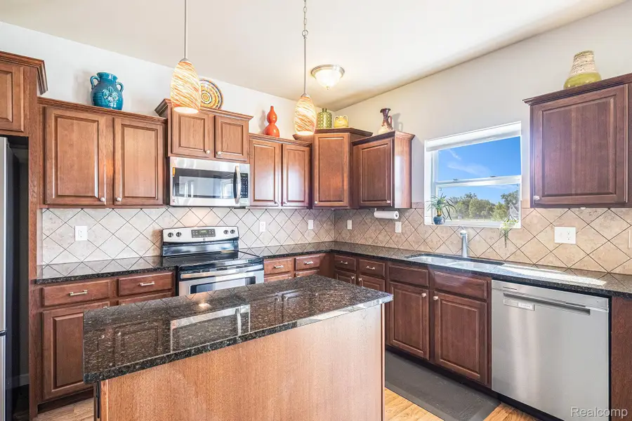 16621 Charles Town Court, Linden, MI 48451 - Image #3