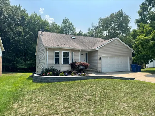 513 River Ridge Drive, Waterford, MI 48327