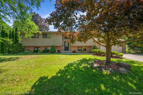 7427 Emerson, Washington, MI 48094