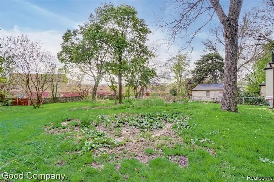 1021 Hubbard Street, Detroit, MI 48209 - Image #2