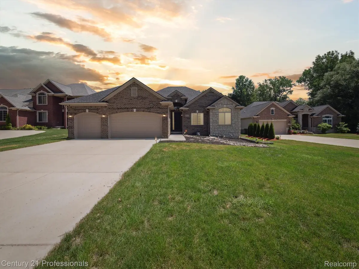 2655 Devondale Road, Rochester Hills, MI 48309 - Image #1