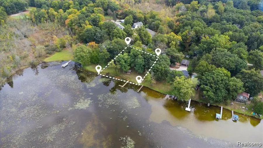 10350 Half Moon Drive, Pinckney, MI 48169 - Image #2