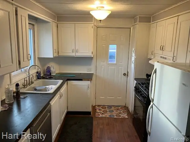 3571 Sandusky Road, Peck, MI 48466 - Image #2