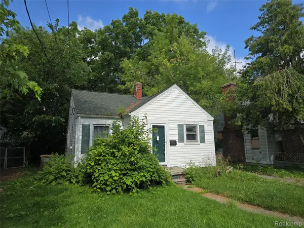 28 S Marshall Street, Pontiac, MI 48342