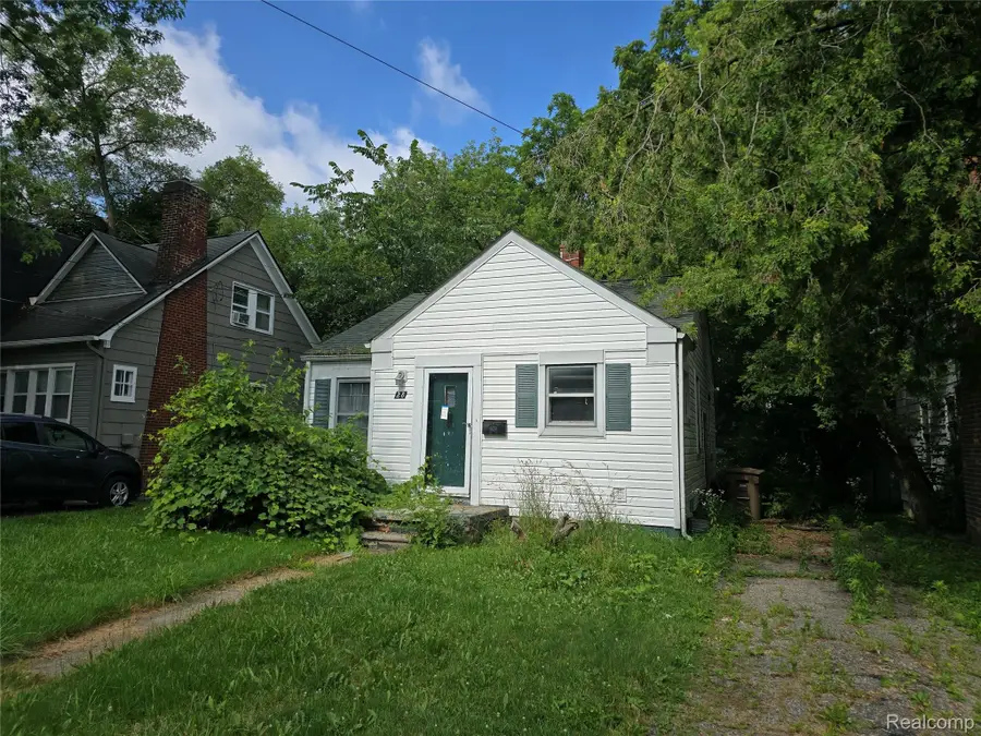 28 S Marshall Street, Pontiac, MI 48342 - Image #2